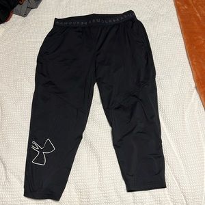 Under Armor capris joggers